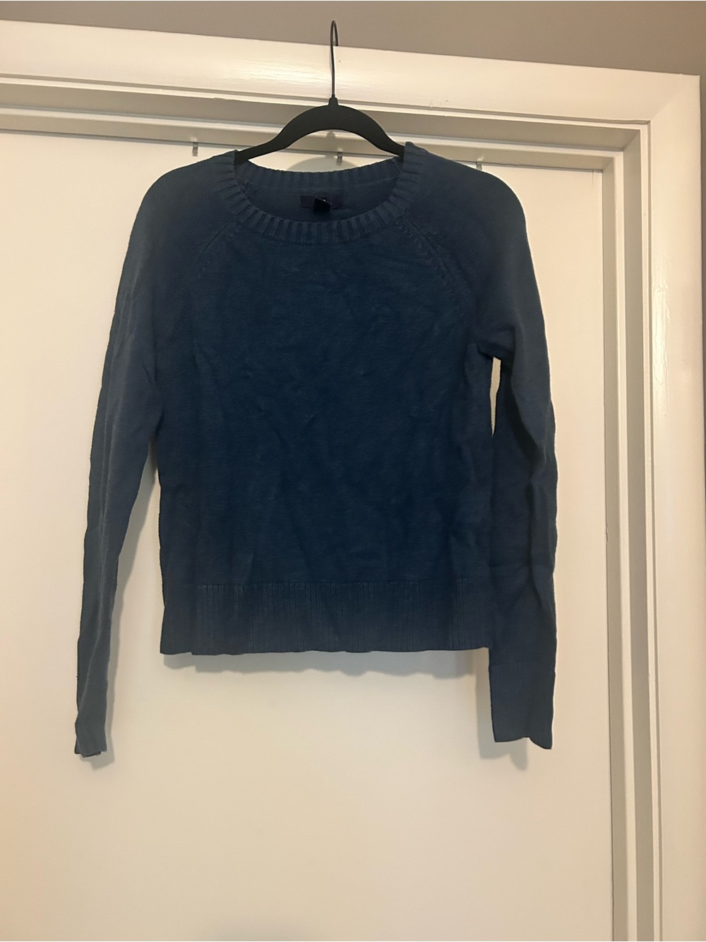 GAP Women's Crewneck Sweater in Teal Blue